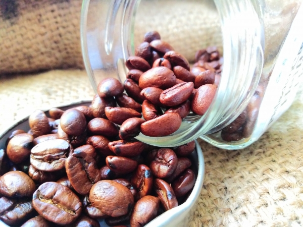 HEISSER HASE aromatisierter Kaffee mit PistazieCrémeNote